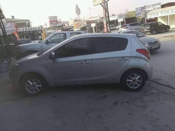 2010 HYUNDAİ İ20 CRDİ 